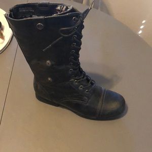 Combat boots can be styled 2 ways